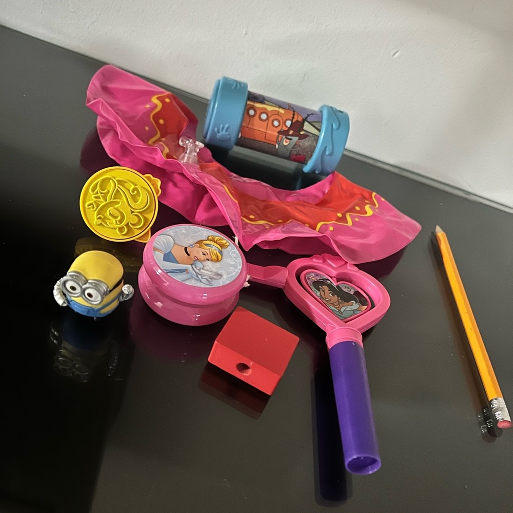 Bundle of Girl’s Toys .